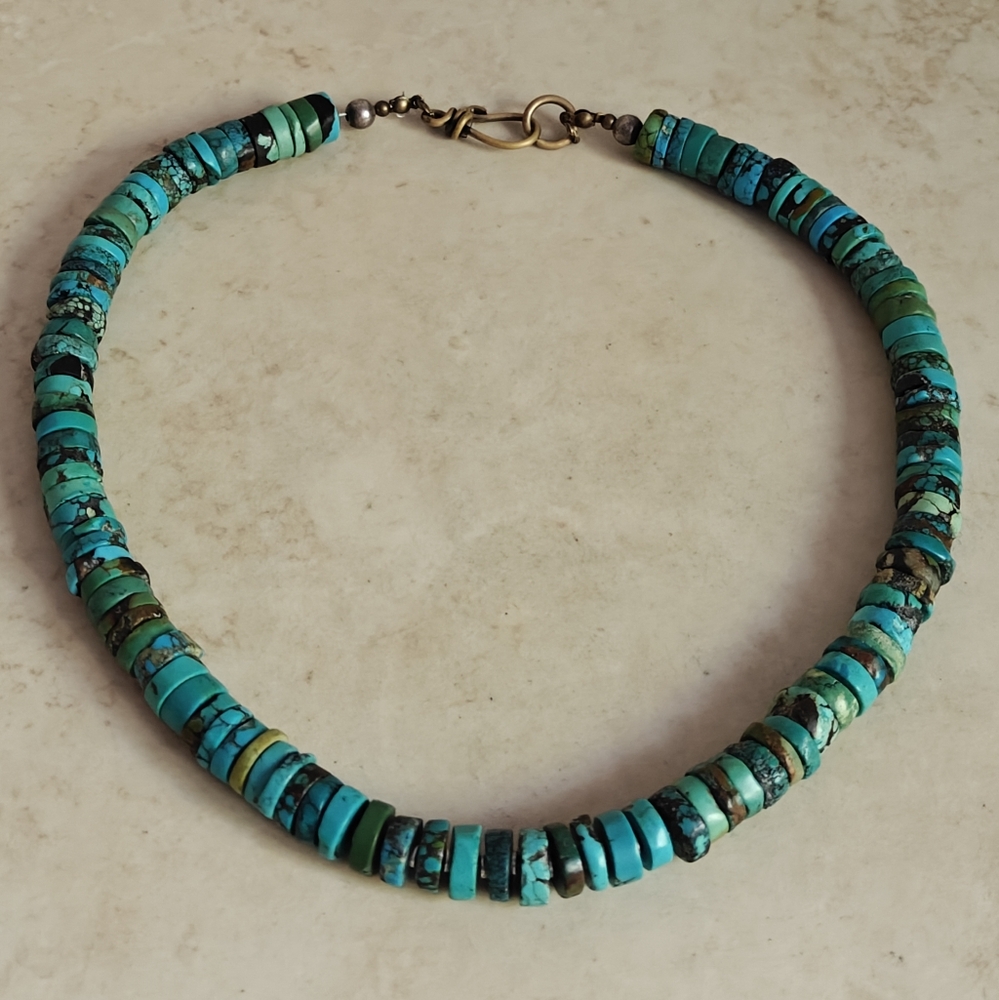 Vintage Turquoise Heishi Beaded Necklace Navajo Style - Picture 11 of 13